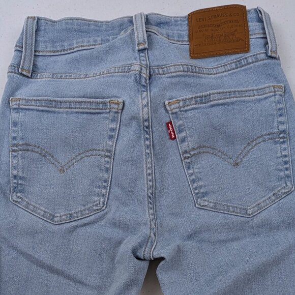 Levi’s Premium 721 High Rise Skinny Jeans Light Wash 24x30 Women’s Denim - Picture 4 of 12